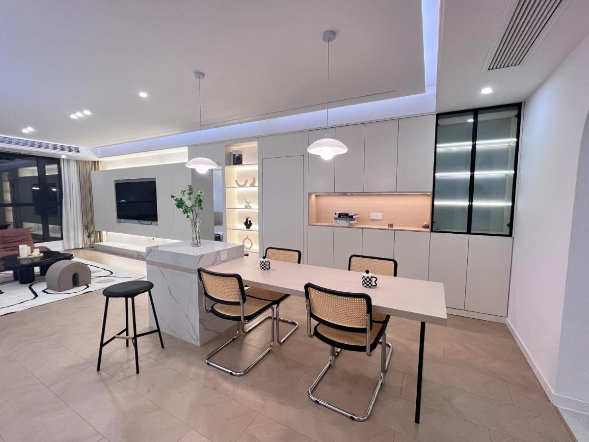 Three Bedroom Near Xintiandi Shanghai