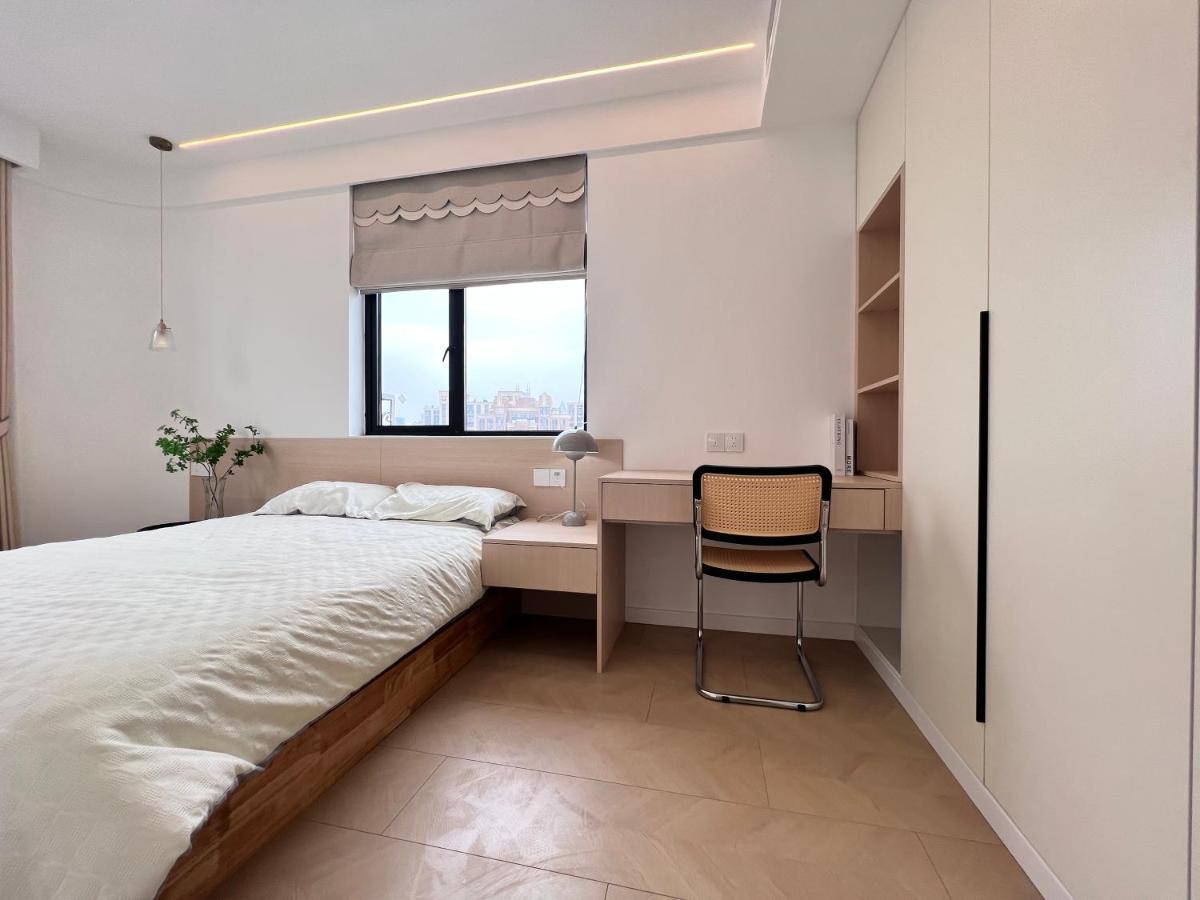 Three Bedroom Near Xintiandi Apartemen Shanghai