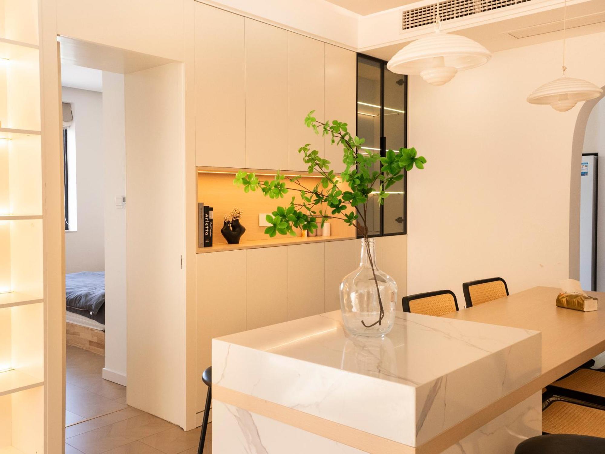 Apartemen Three Bedroom Near Xintiandi Shanghai