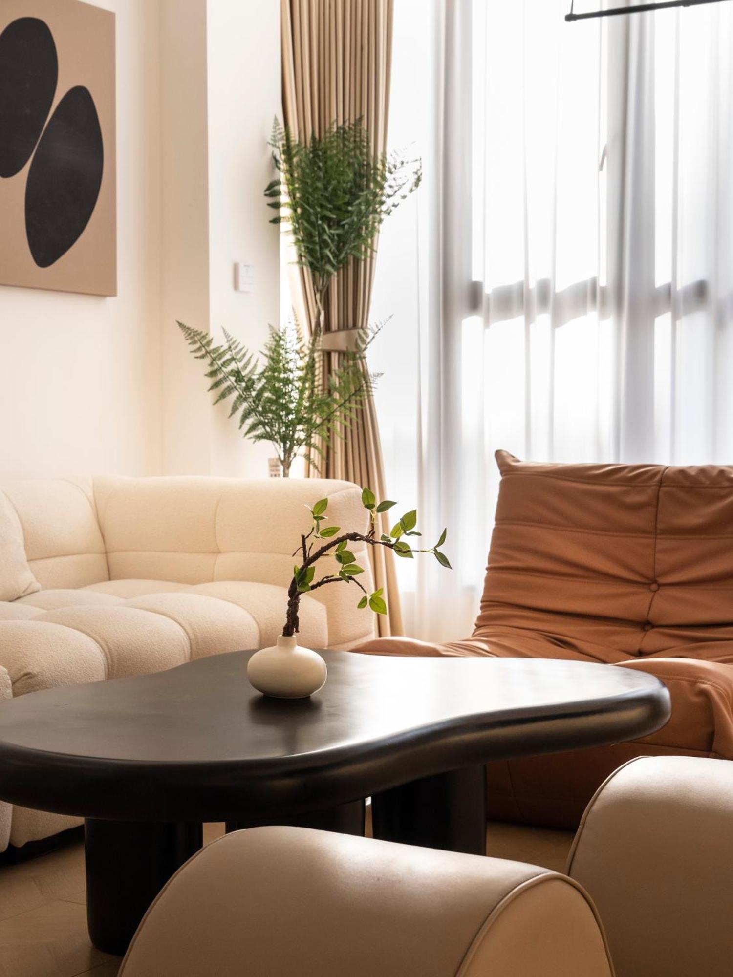Apartemen Three Bedroom Near Xintiandi Shanghai